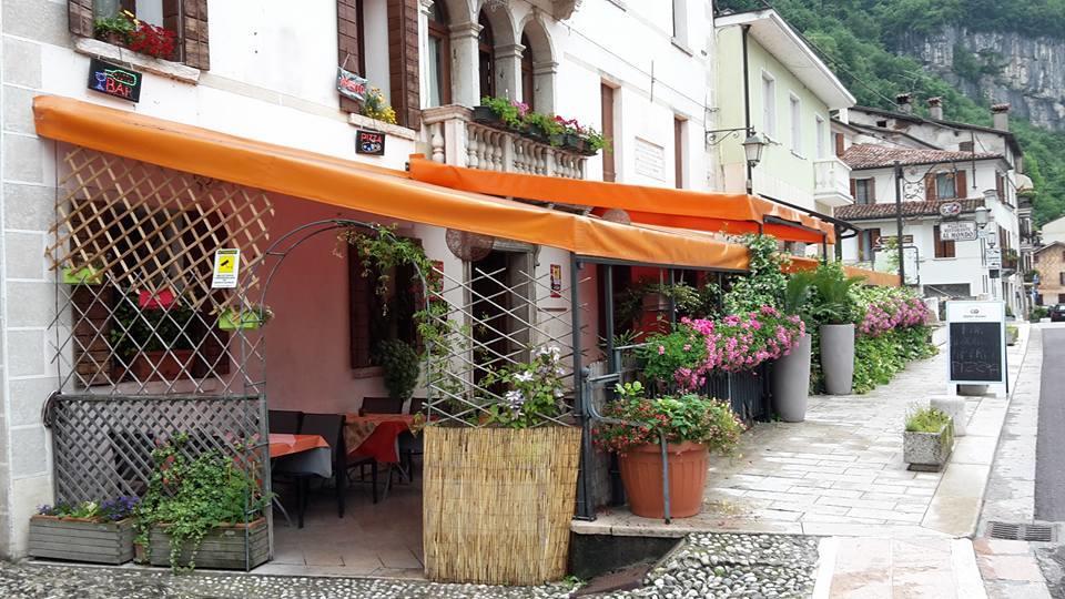 Ristorante Pizzeria Al Mondo Valstagna 외부 사진
