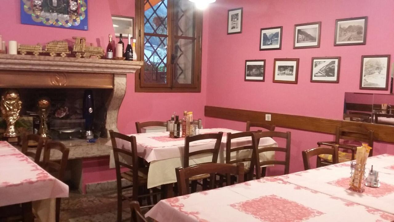 Ristorante Pizzeria Al Mondo Valstagna 외부 사진